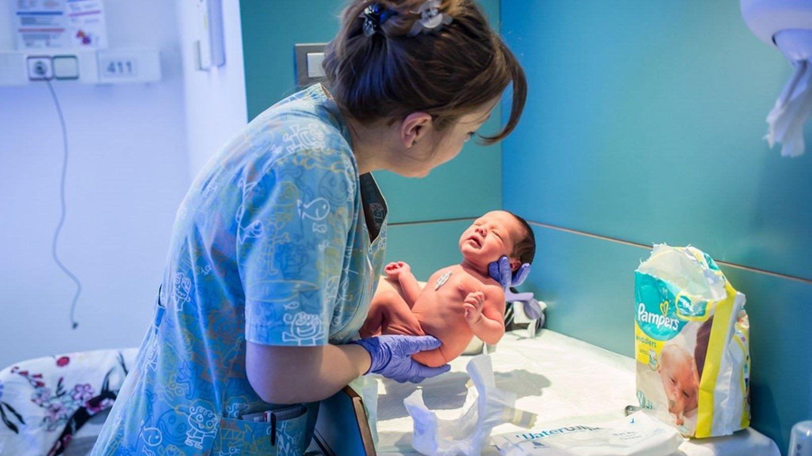 La Comunidad refuerza el papel de las matronas de Atención Primaria con una campaña informativa y nuevas incorporaciones