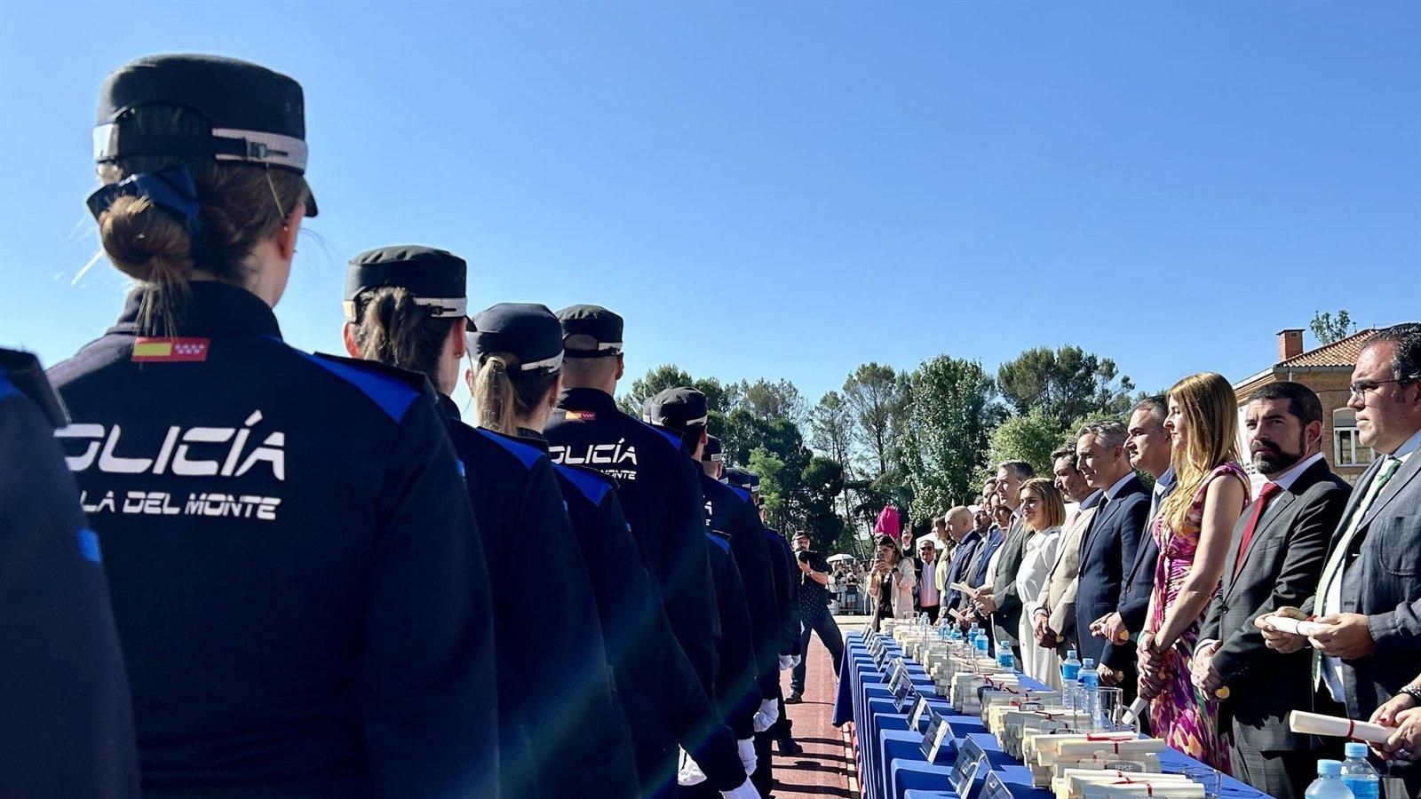 La Comunidad de Madrid refuerza la seguridad municipal con 620 nuevos agentes