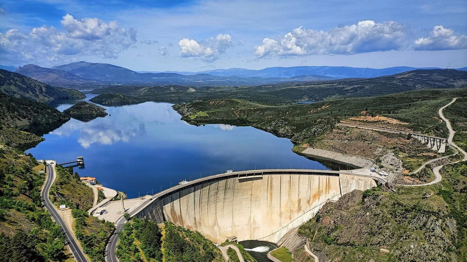 Los embalses de Madrid arrancan junio al 96% y superan el récord histórico de agua almacenada