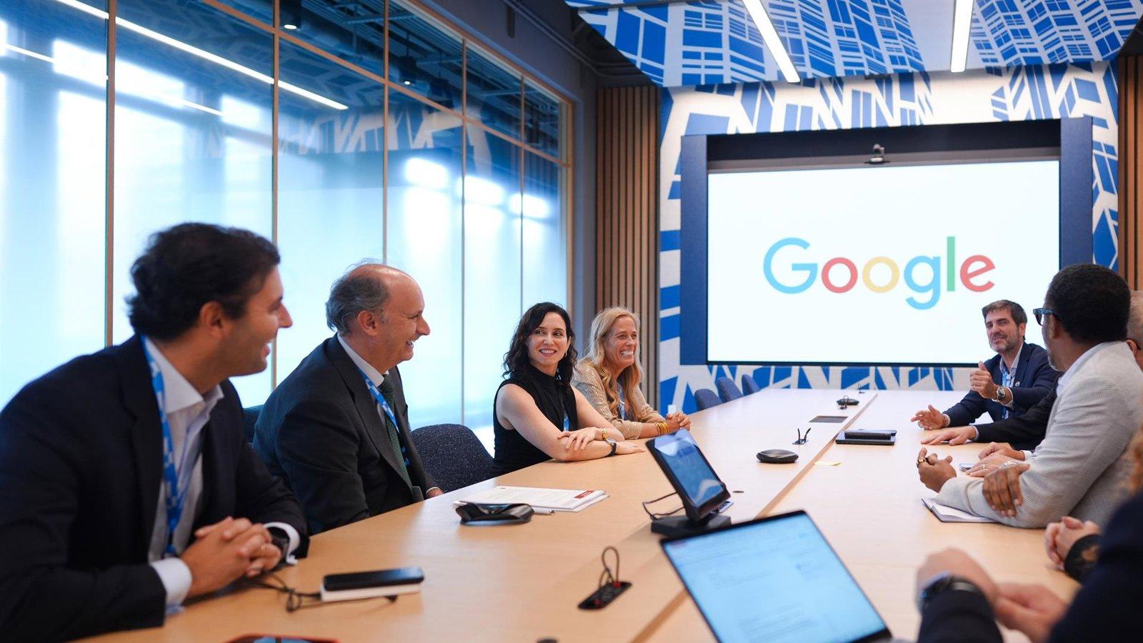 Más de 1.000 alumnos y 500 profesores madrileños se formarán en IA