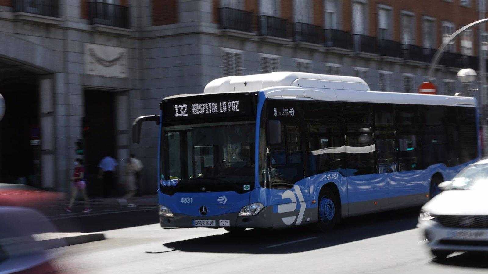 El uso del Metro y los autobuses de la EMT cae en abril en Madrid con descensos del 6,9% y 8,5%