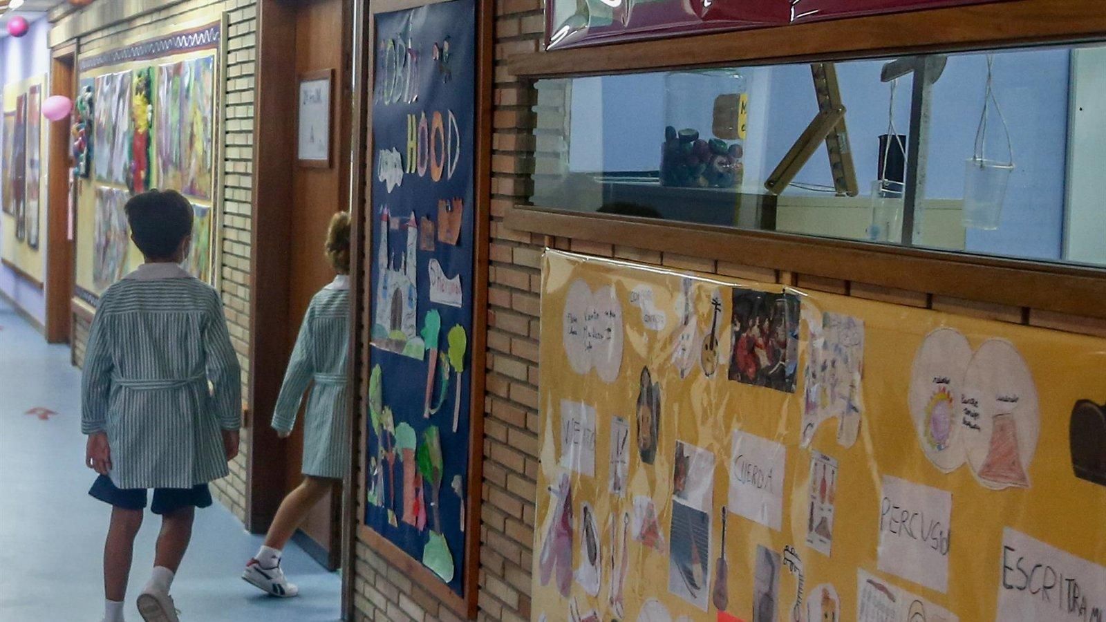 Cincuenta intérpretes de lengua de signos facilitarán la inclusión educativa el próximo curso en Madrid