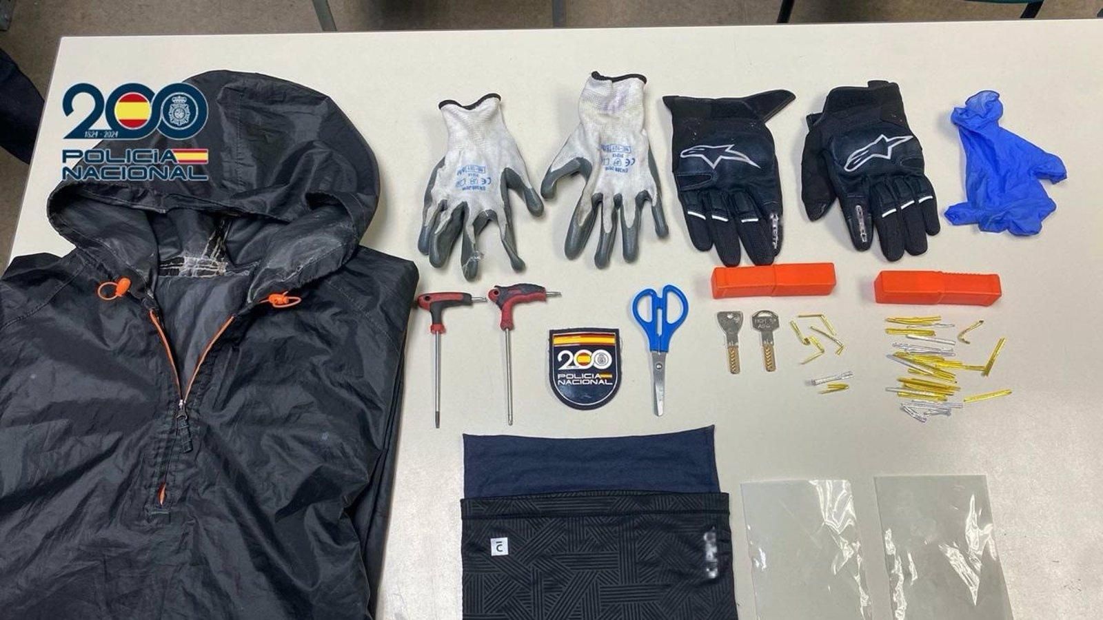 Detenido en Arganzuela por robos con el método 'bumping' en viviendas