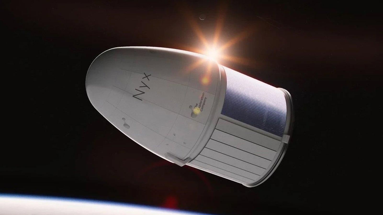 Una cápsula espacial con restos humanos se estrella en el mar