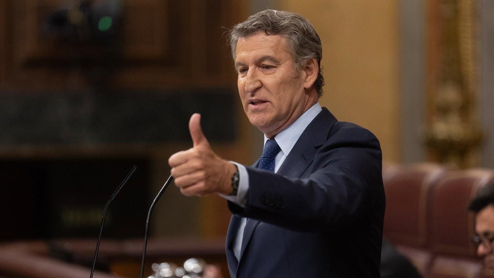 Feijóo carga contra Sánchez por su 