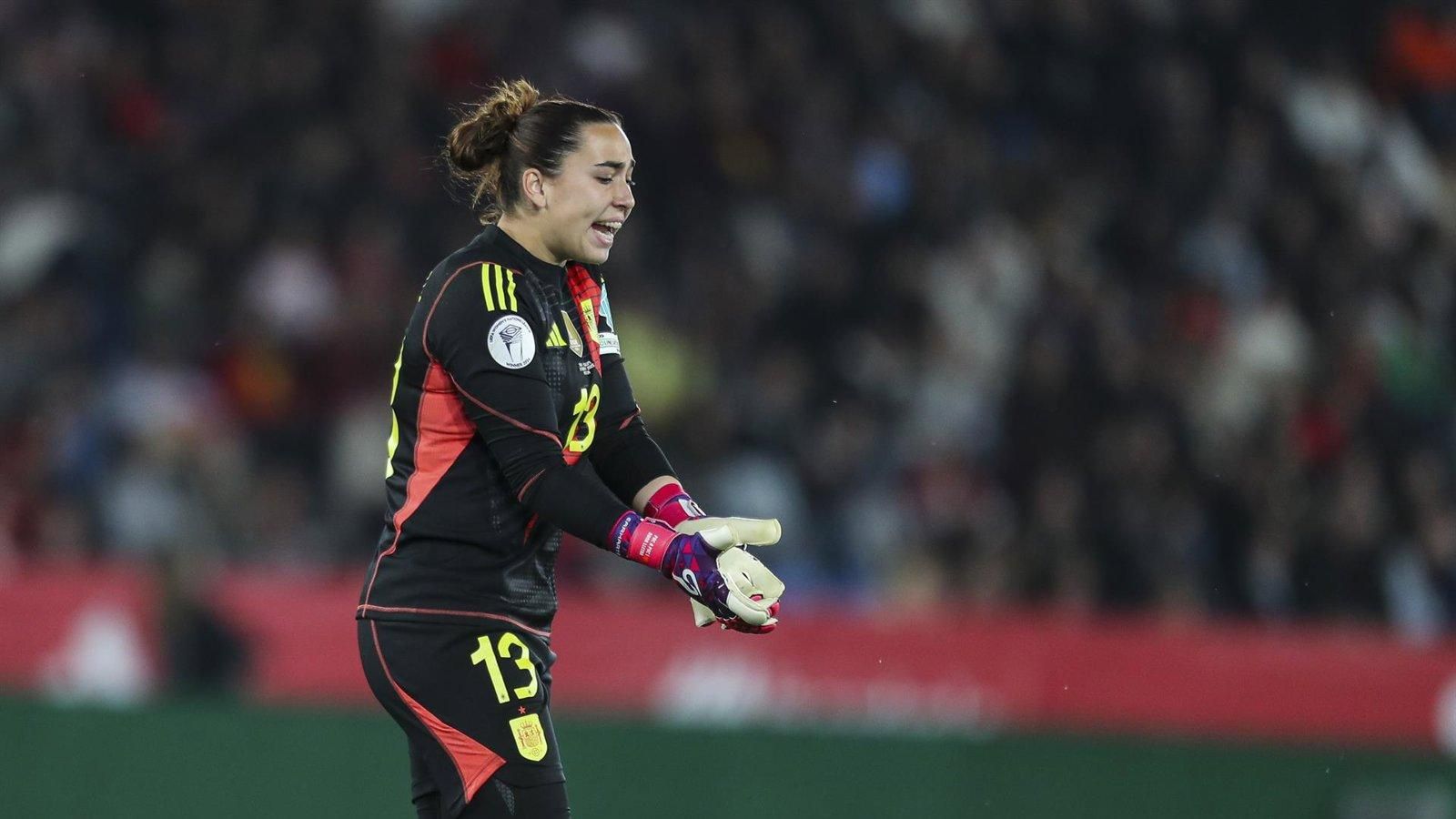 Cata Coll destaca la paciencia y construcción en el partido