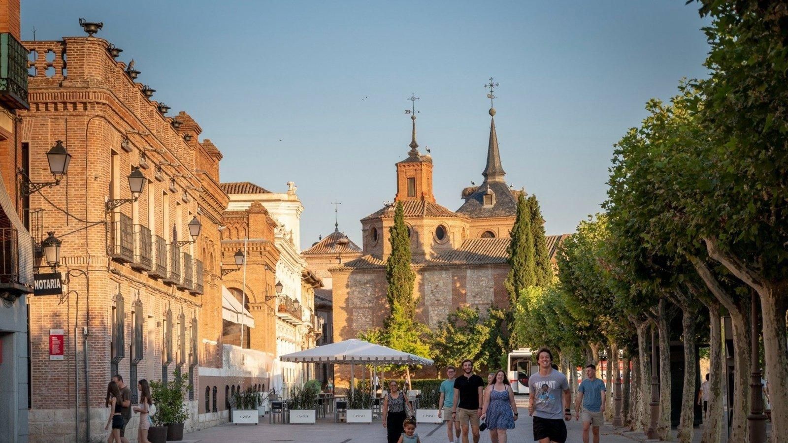 Cortes de tráfico en el centro de Alcalá por las obras en las calles Avellaneda y Escritorios