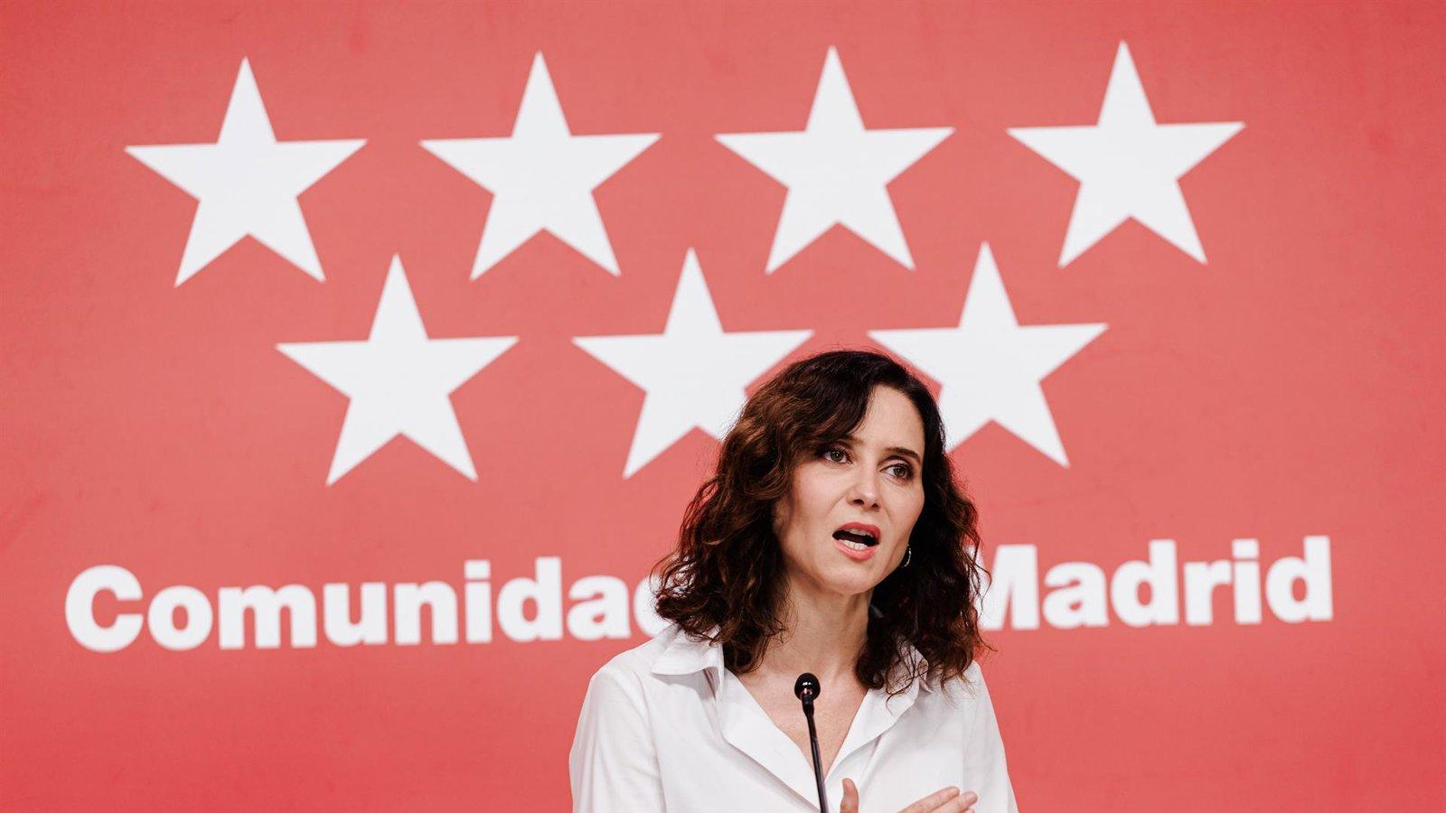 Ayuso denuncia que Sánchez da privilegios a Cataluña mientras invade competencias de Madrid