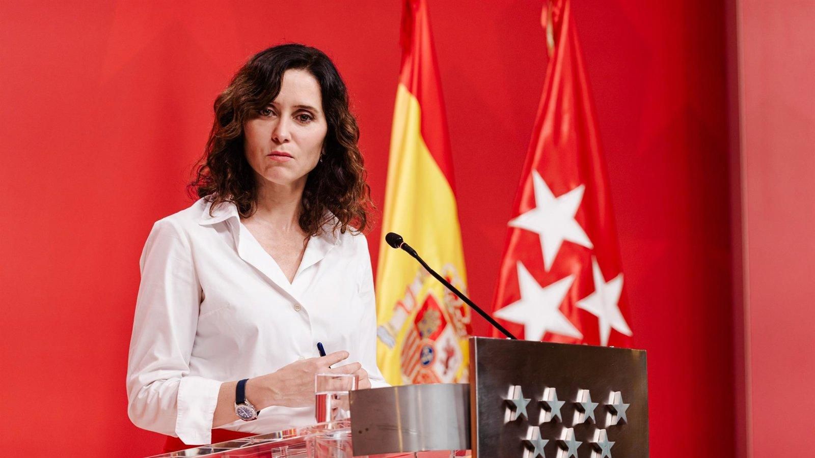 Ayuso cuestiona que el Gobierno permita la entrada de delincuentes reincidentes tras la agresión en Parla