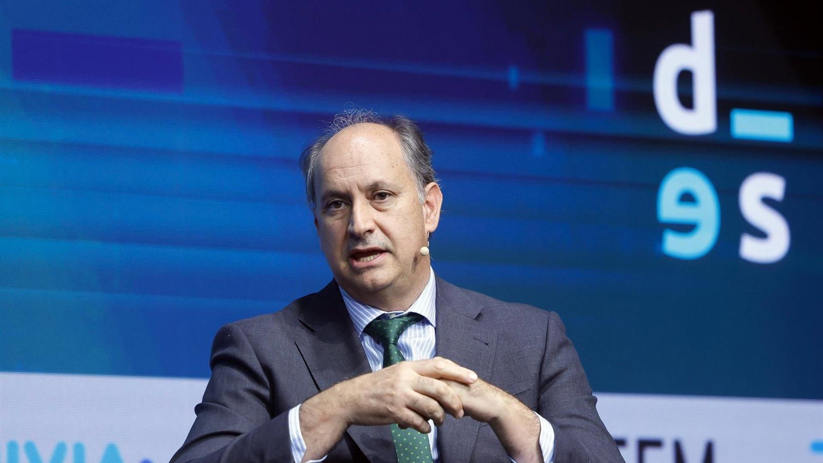 La Comunidad concede ayudas a cerca de 90 pymes para que utilicen IA en sus procesos productivos