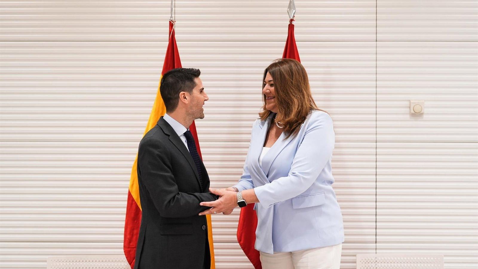 La Comunidad firma un acuerdo con el Miami Dade College para impulsar el intercambio académico