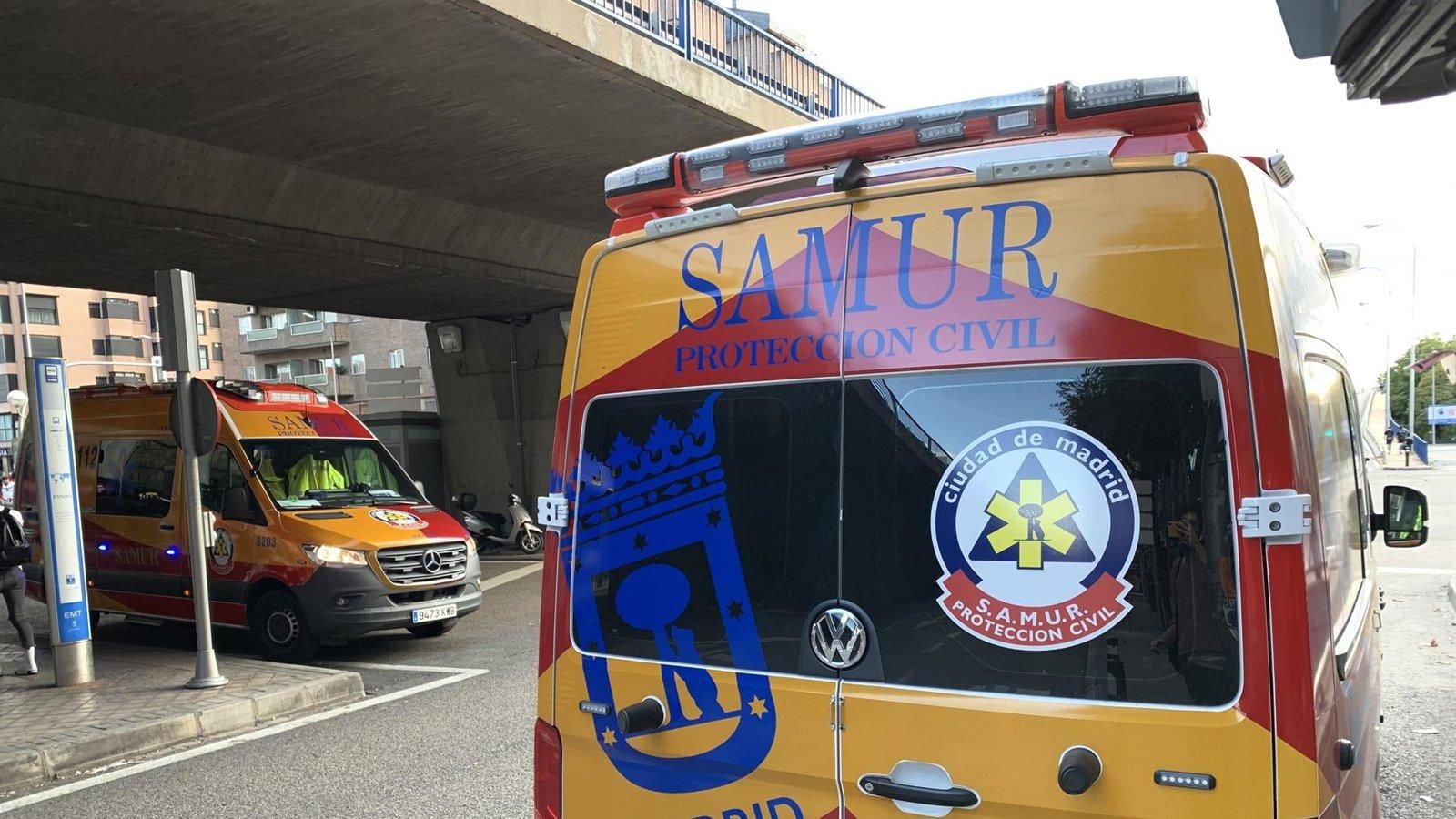 Un accidente laboral en Vicálvaro deja un trabajador herido grave por un desprendimiento de tierra