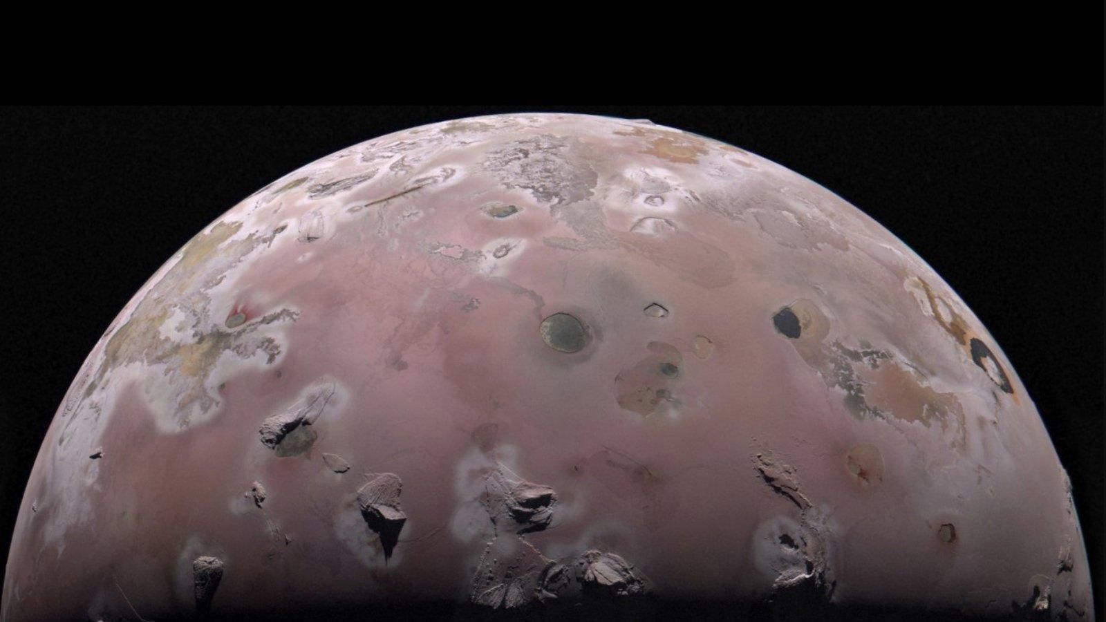 La NASA repara una cámara a 600 millones de kilómetros