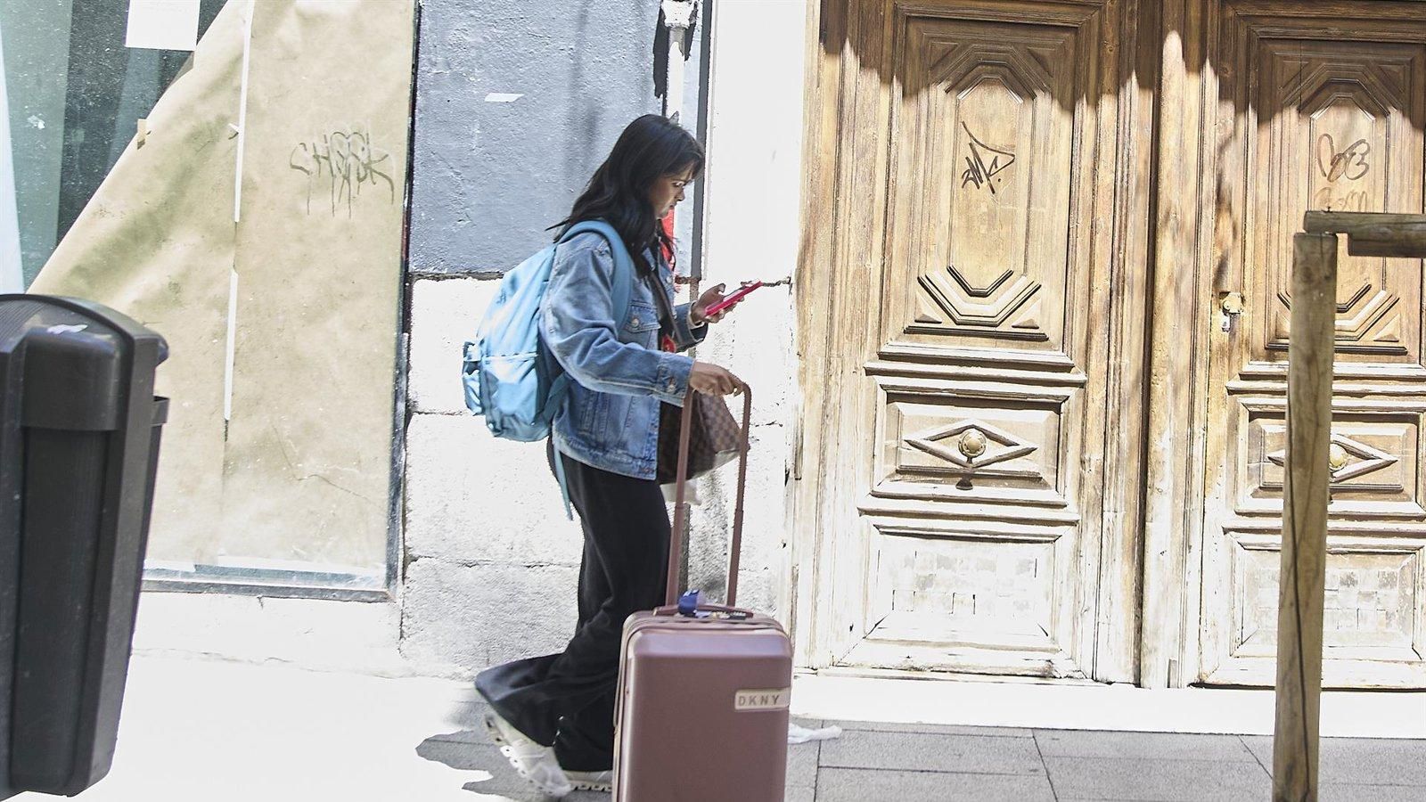 El Ayuntamiento ordena el cese del hotel cápsula de Arganzuela por carecer de licencia