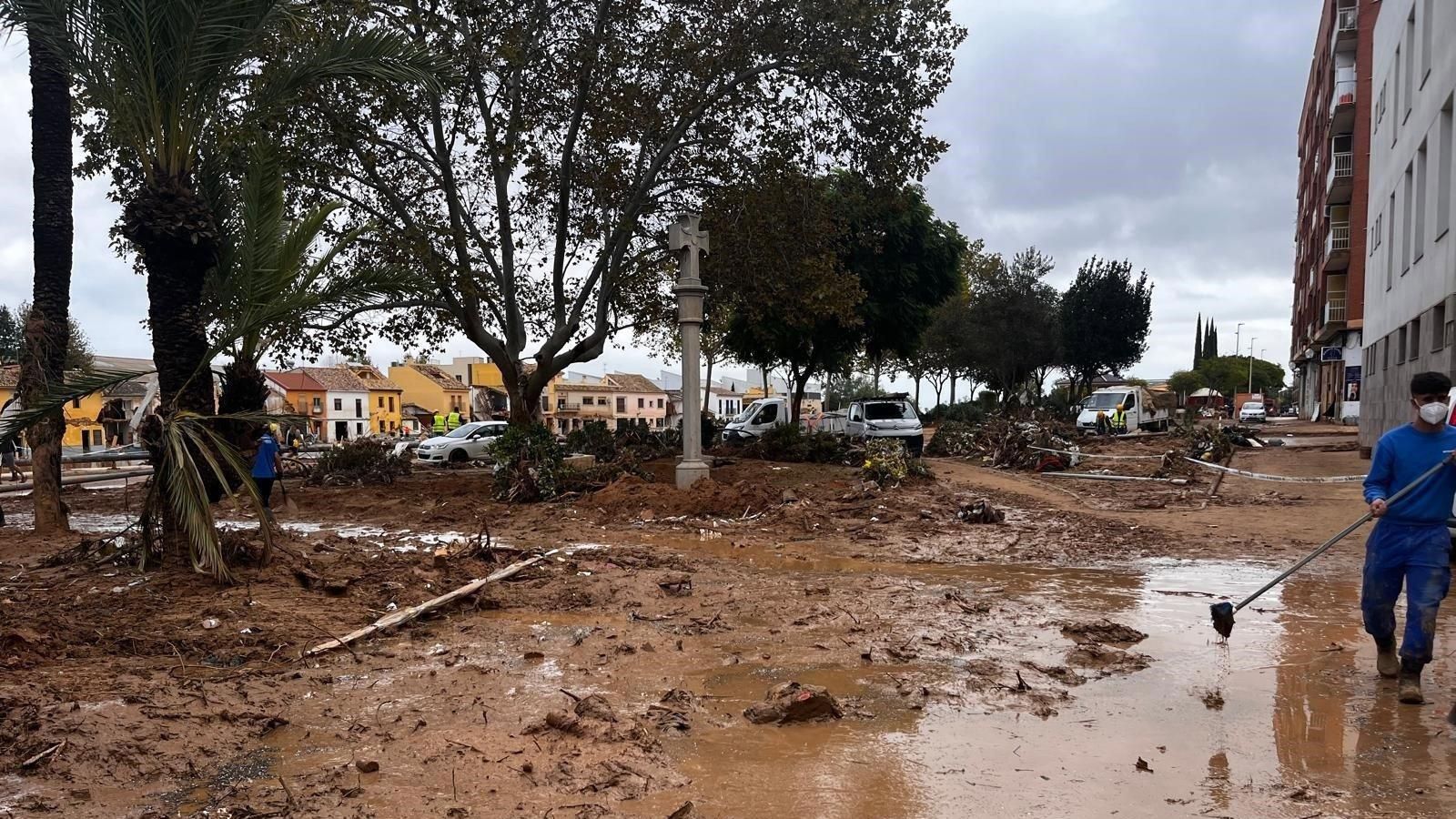 La FMM pide al Gobierno aclarar dónde está la ayuda de los madrileños enviada por la DANA