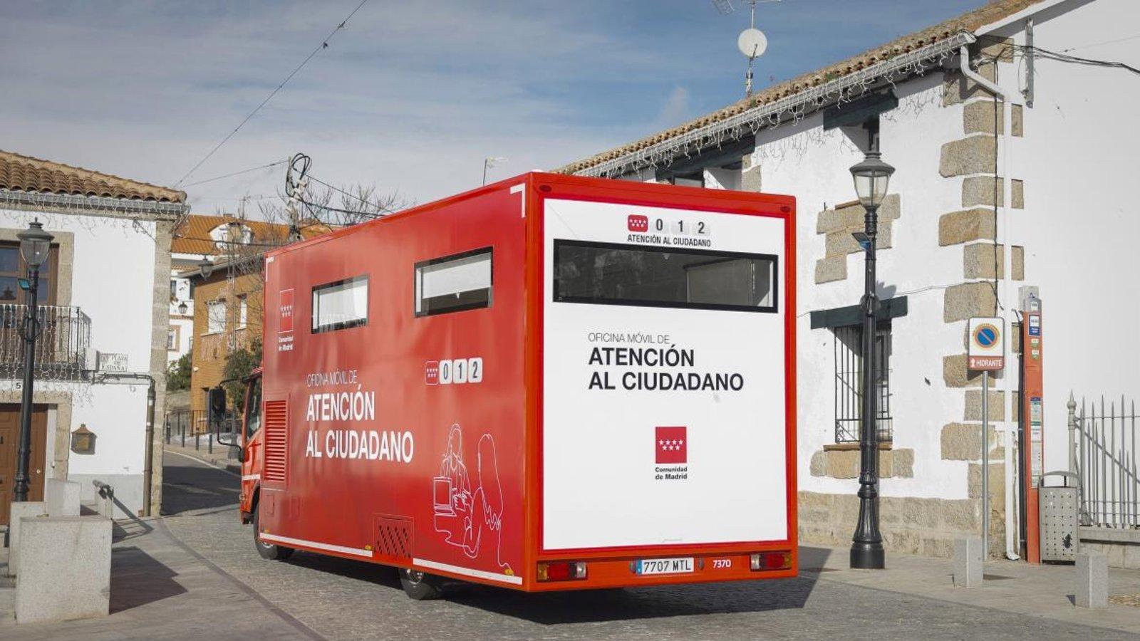 Más de 6.700 madrileños han sido atendidos por las oficinas móviles en el primer semestre
