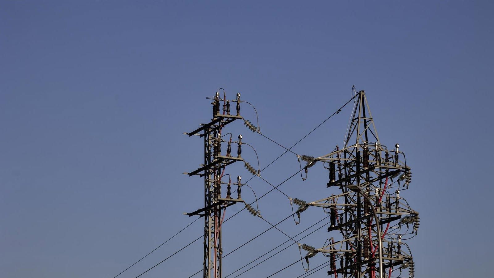 Los precios industriales suben un 2,1% en Madrid en julio pese al retroceso acumulado del año