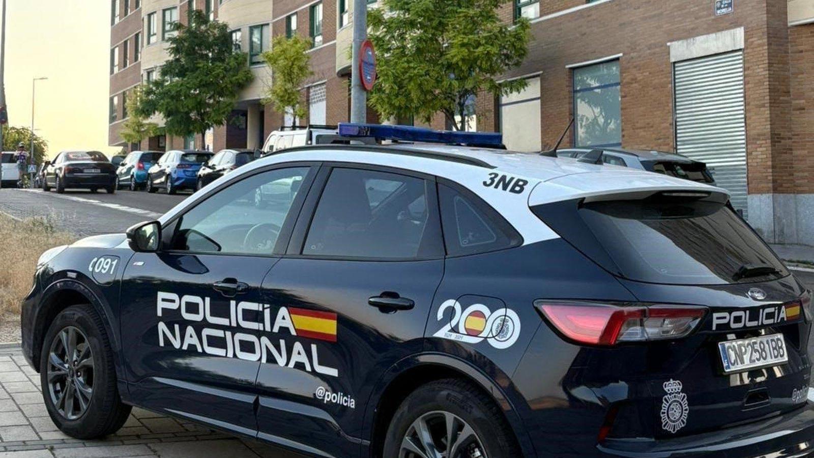 Tres detenidos por apuñalar a un mediador en un robo en San Blas