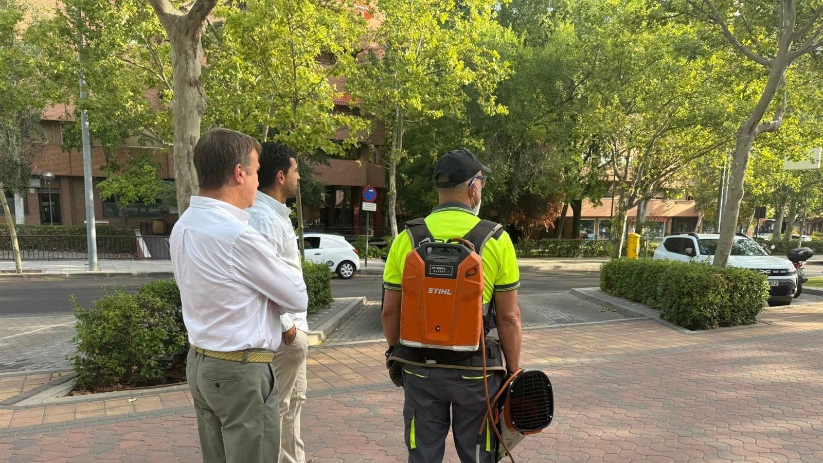 Tres Cantos lanza una campaña especial de limpieza con actuaciones intensivas en las principales avenidas del municipio