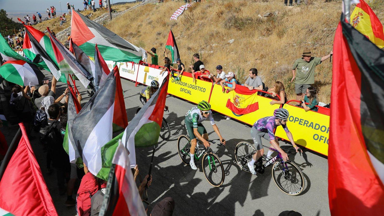 La Comunidad de Madrid anuncia acciones legales tras el intento de boicot propalestino a la Vuelta