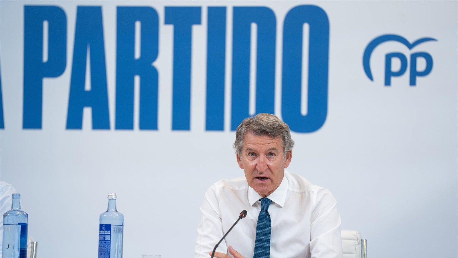 Feijóo propone disolver las Cortes y convocar elecciones si un Gobierno encadena dos prórrogas presupuestarias