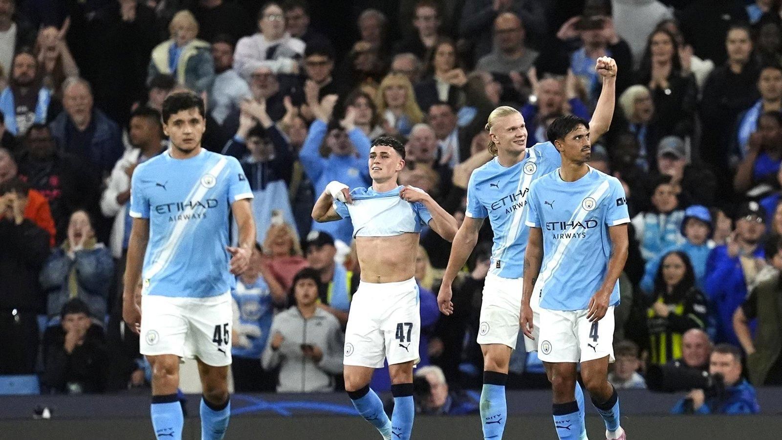 Haaland alcanza 50 goles mientras el City vence al Nápoles sin dificultades