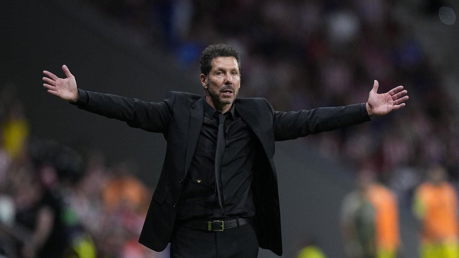 Simeone destaca la importancia de Julián Álvarez para el equipo