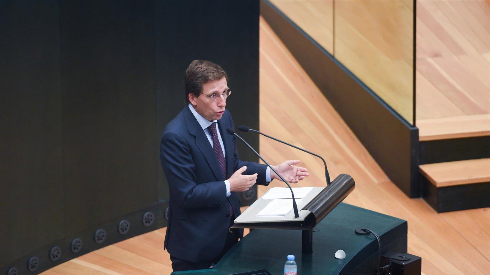 Almeida define al PP como único partido de Estado y a Madrid como faro constitucional de España
