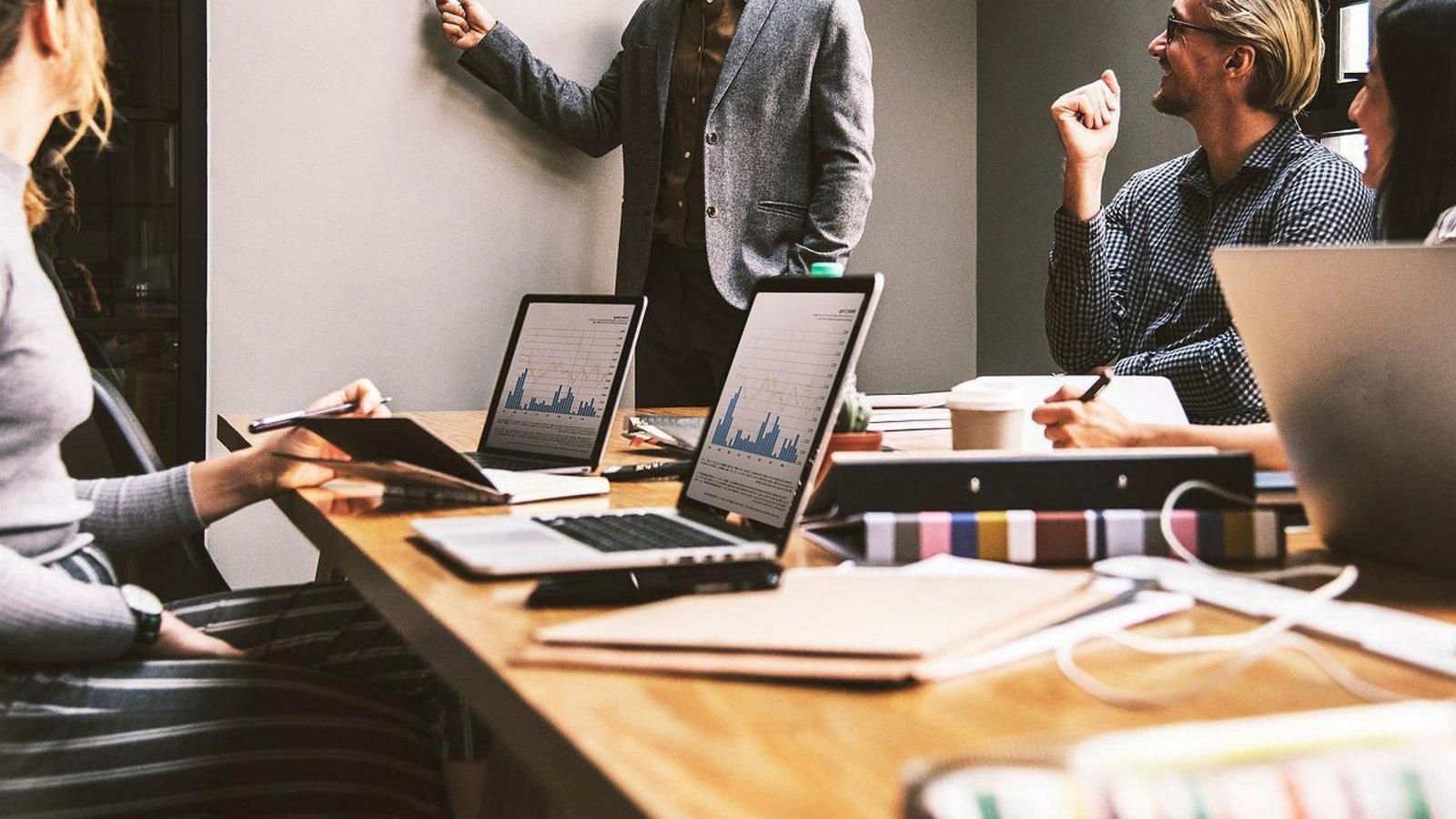 El Gobierno regional incrementa las ayudas al emprendimiento hasta los 20.000 euros por beneficiario