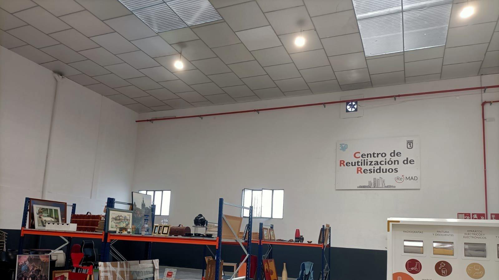 Madrid lanza un ‘wallapop municipal gratuito’ de muebles y electrodomésticos