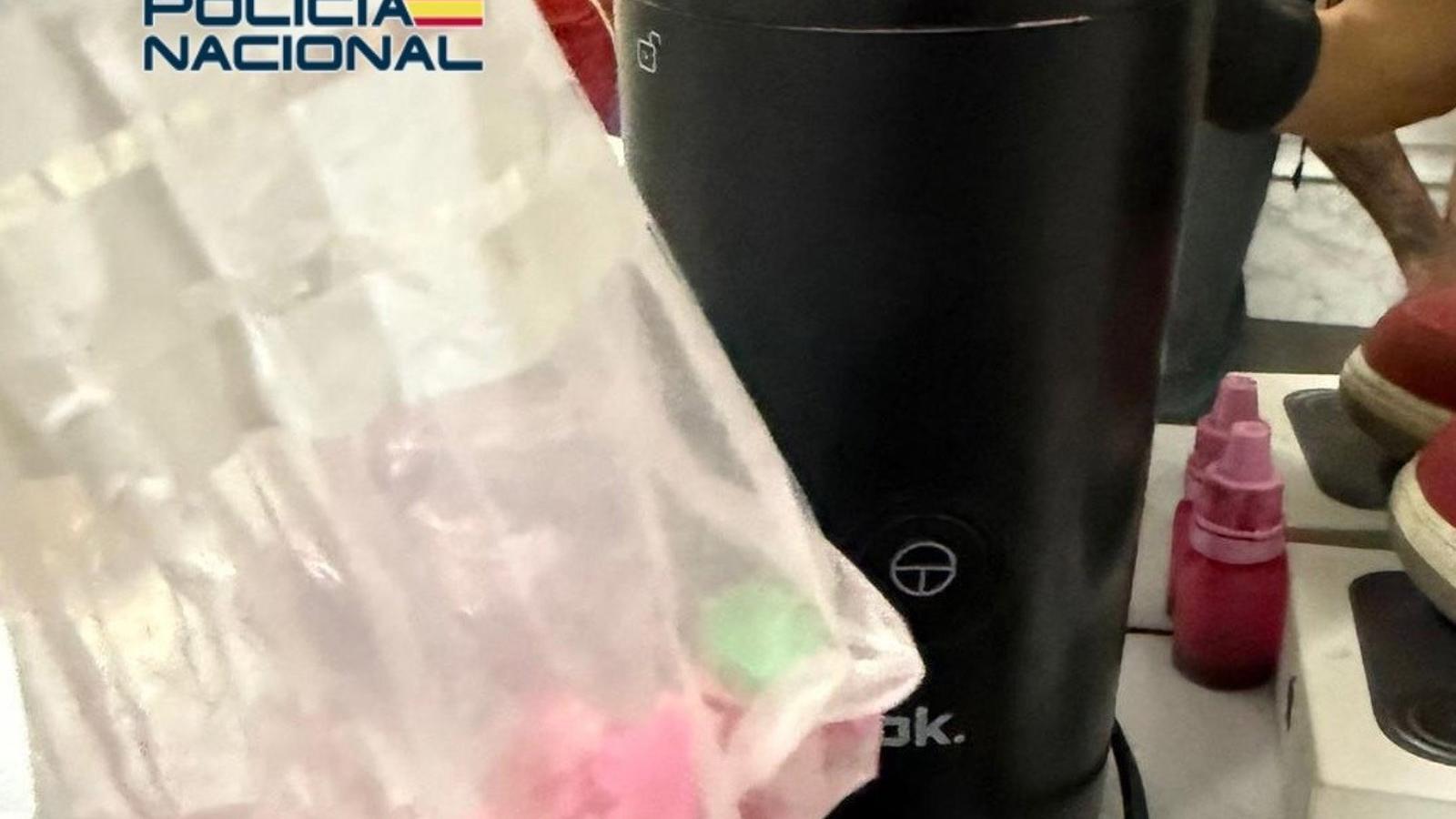 Desmantelan en Madrid una red de tráfico de drogas con coches importados de Italia