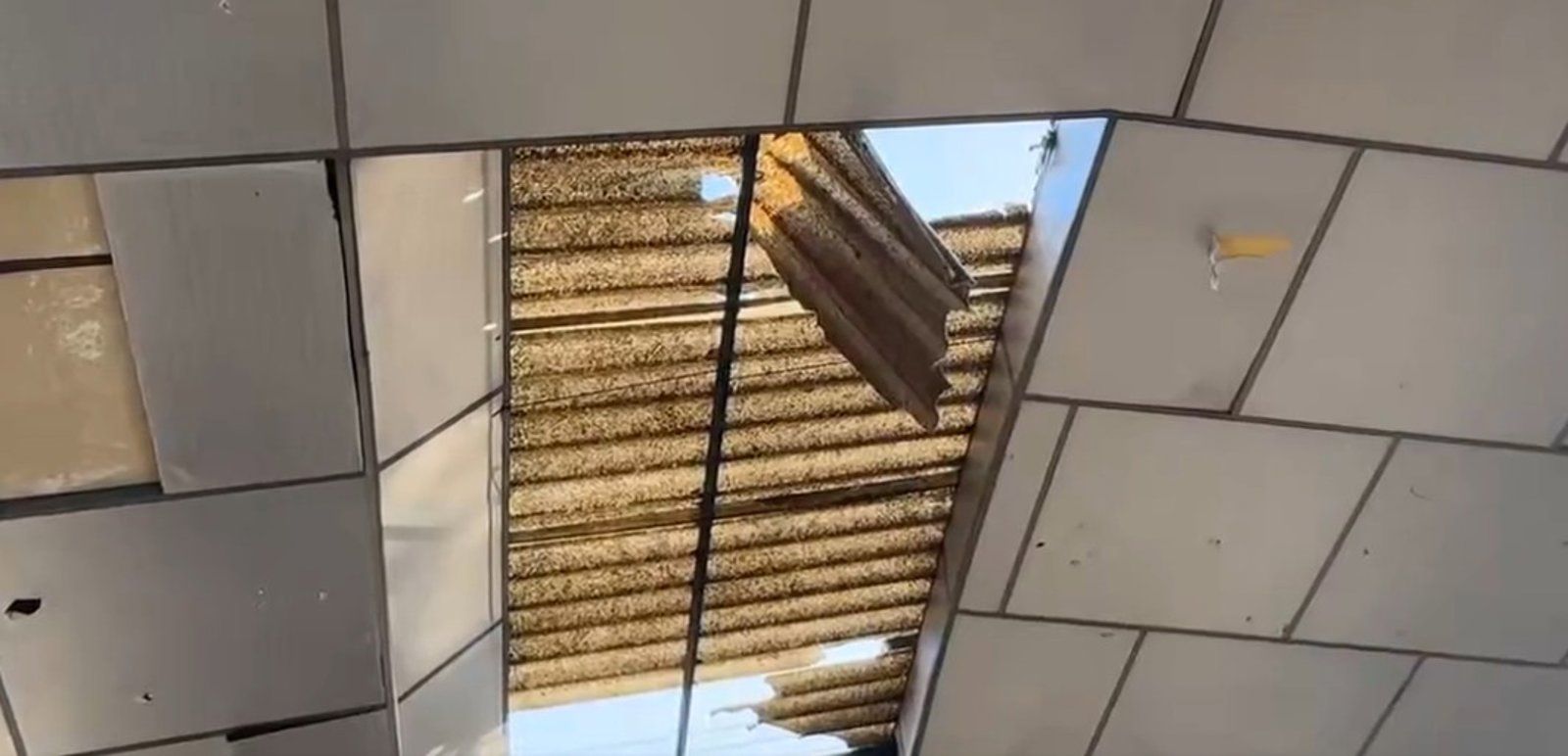 Un hombre pierde la vida al caer desde el tejado de una nave en Torrejón de Ardoz