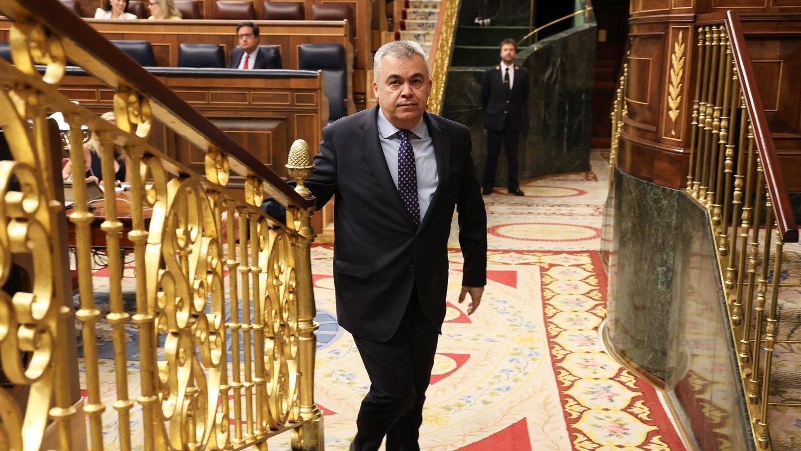 El Constitucional inadmite el recurso de Santos Cerdán y mantiene su entrada en prisión provisional por el 'caso Koldo'