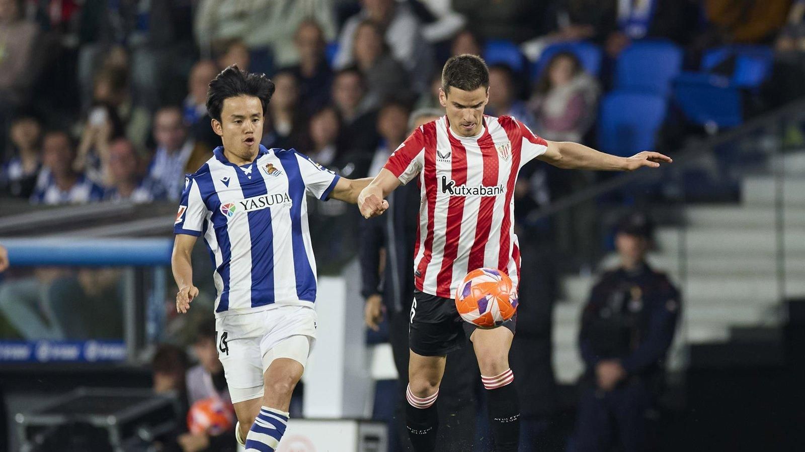 La Real Sociedad y el Athletic se enfrentan mientras el Villarreal apunta a la segunda posición
