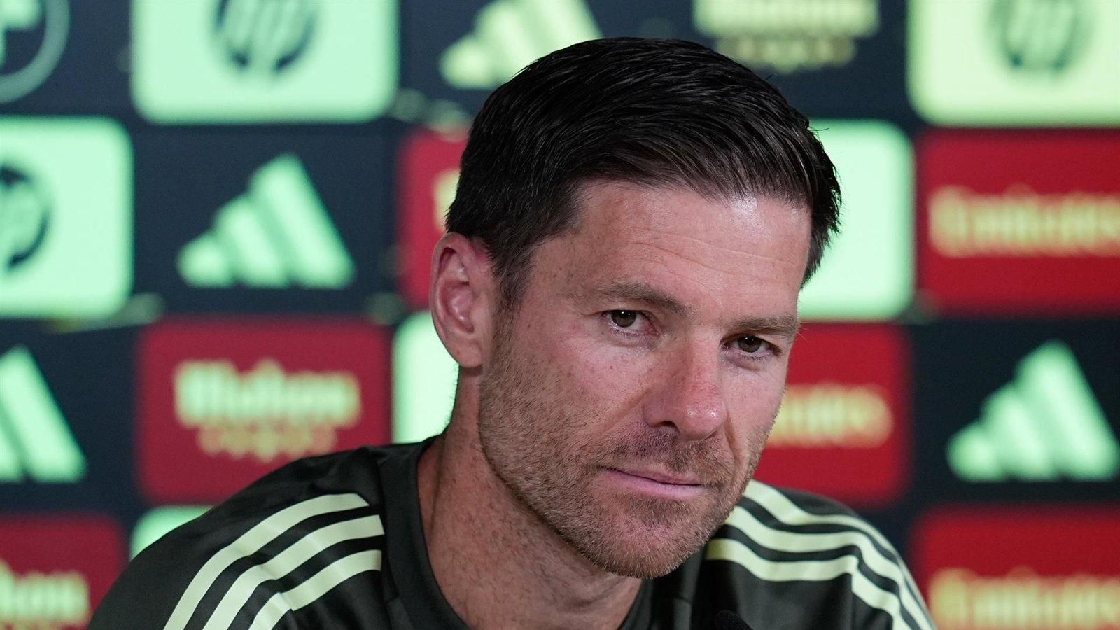 Xabi Alonso afirma que él decide las posiciones de los jugadores en el equipo