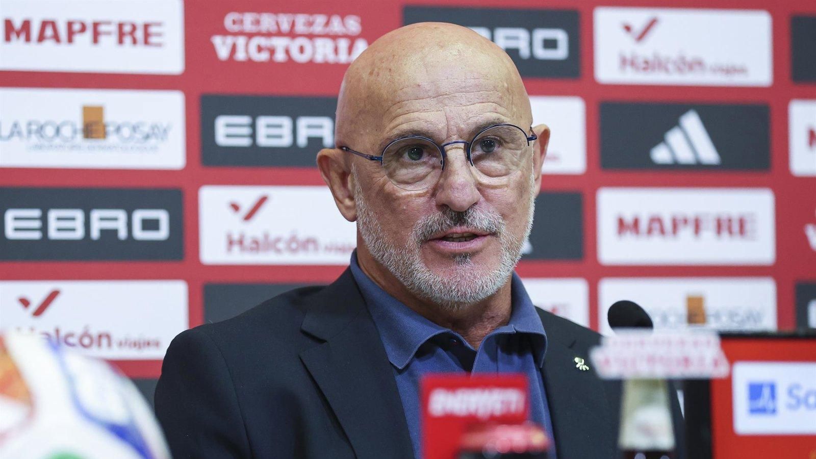 Luis de la Fuente destaca la fortaleza del equipo ante los elogios recibidos