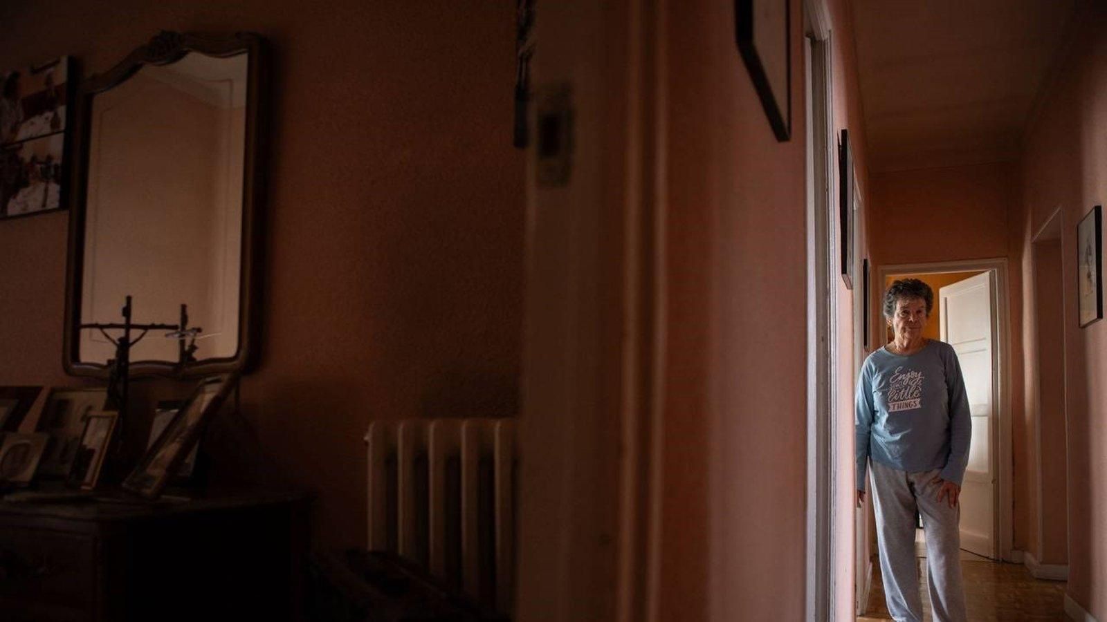 El juzgado suspende el desahucio de Mari Carmen, la mujer de 87 años de Retiro