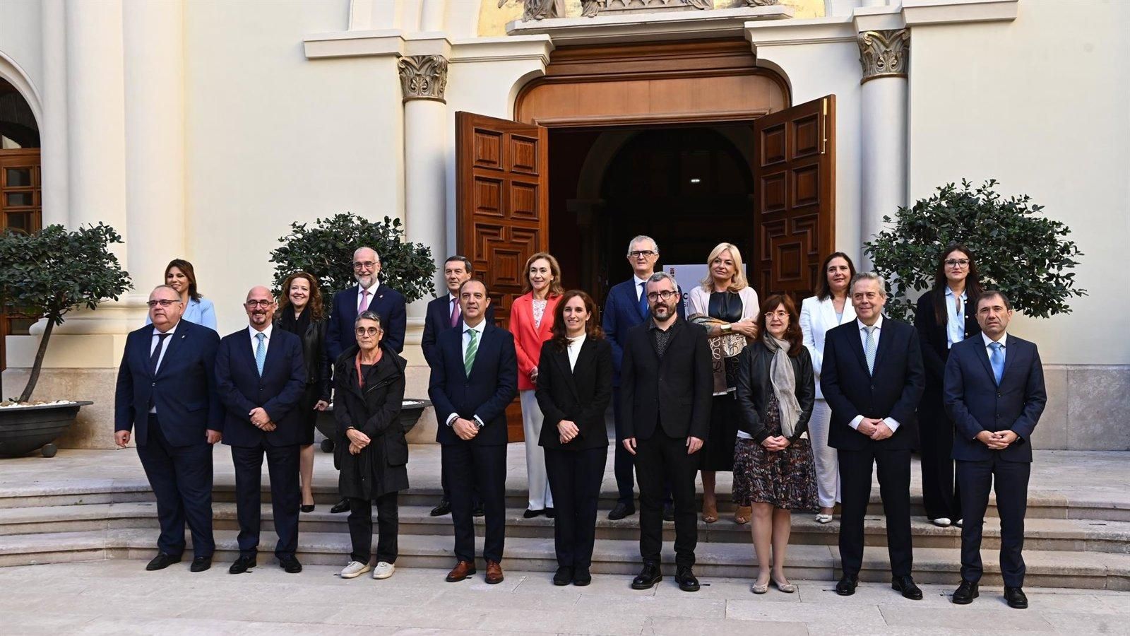 Los consejeros de Sanidad del PP abandonan el Consejo Interterritorial por su “uso partidista” por parte del Gobierno