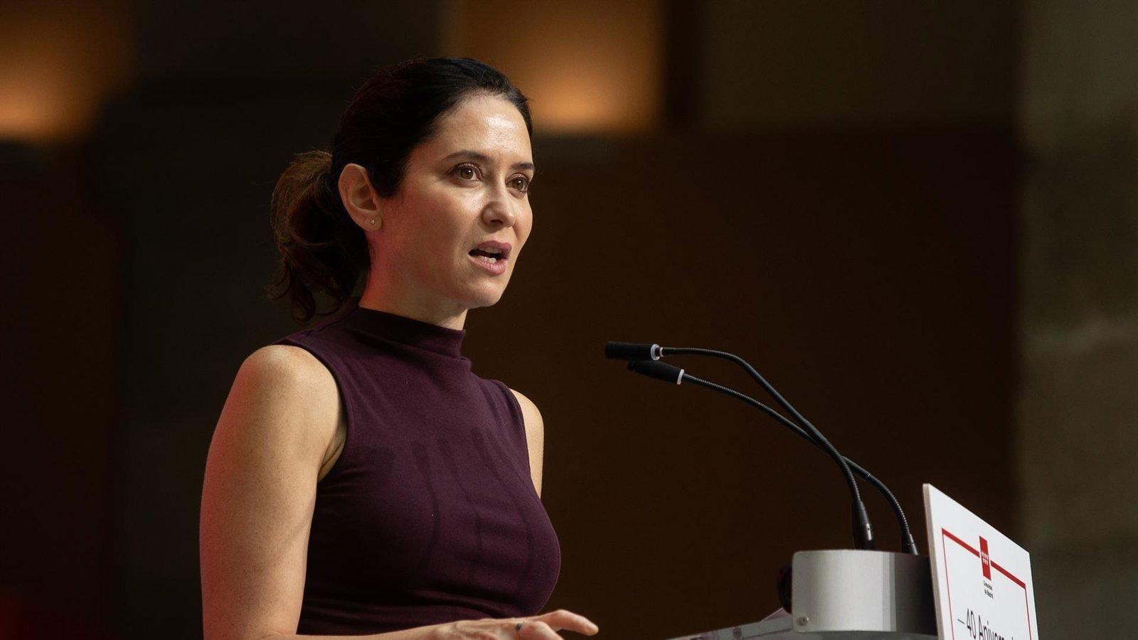 Ayuso: “Sánchez no puede ignorar los sobres, es su responsabilidad directa”