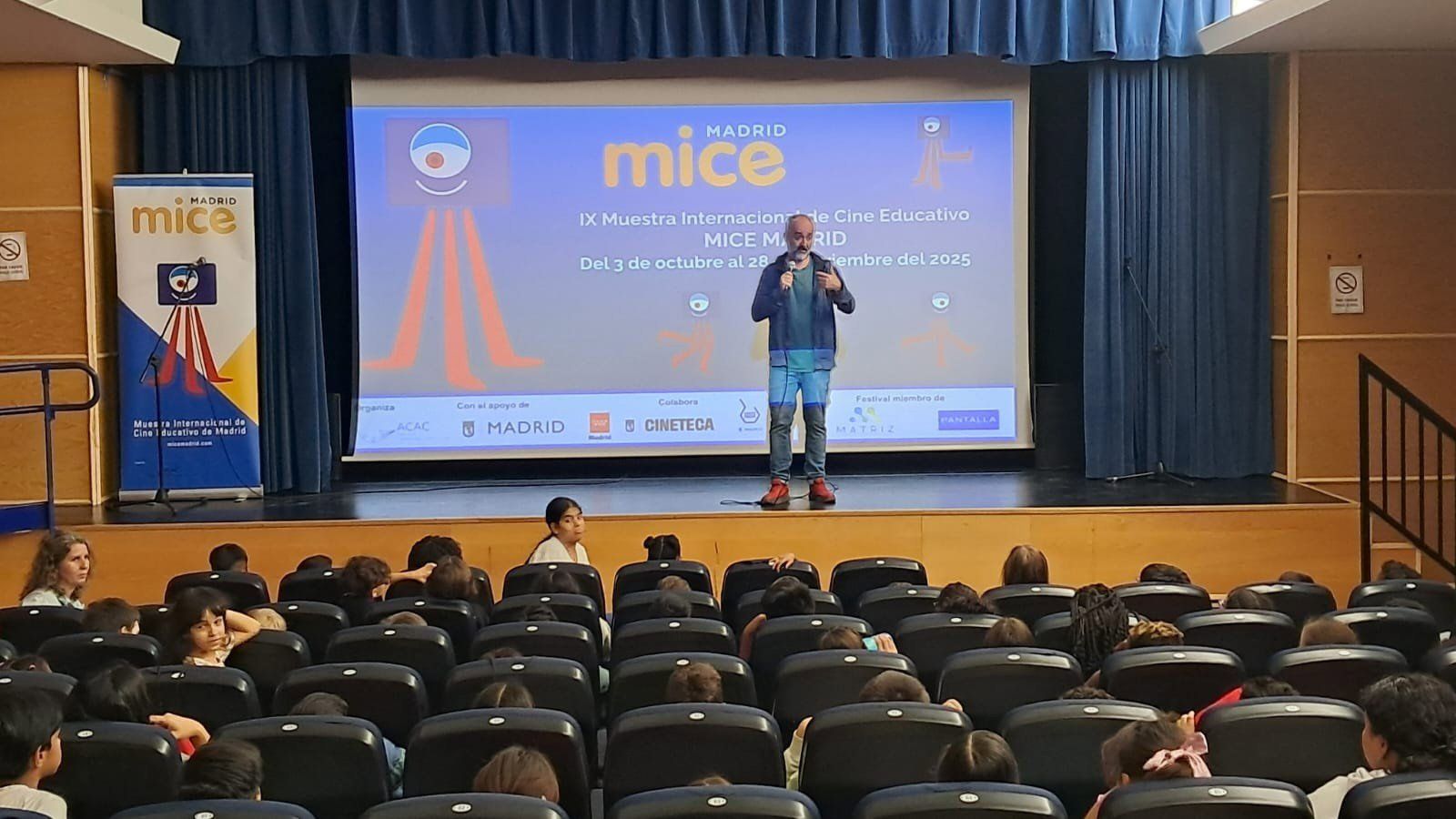 Alumnos de Villaverde disfrutan de la Muestra Internacional de Cine Educativo de Madrid