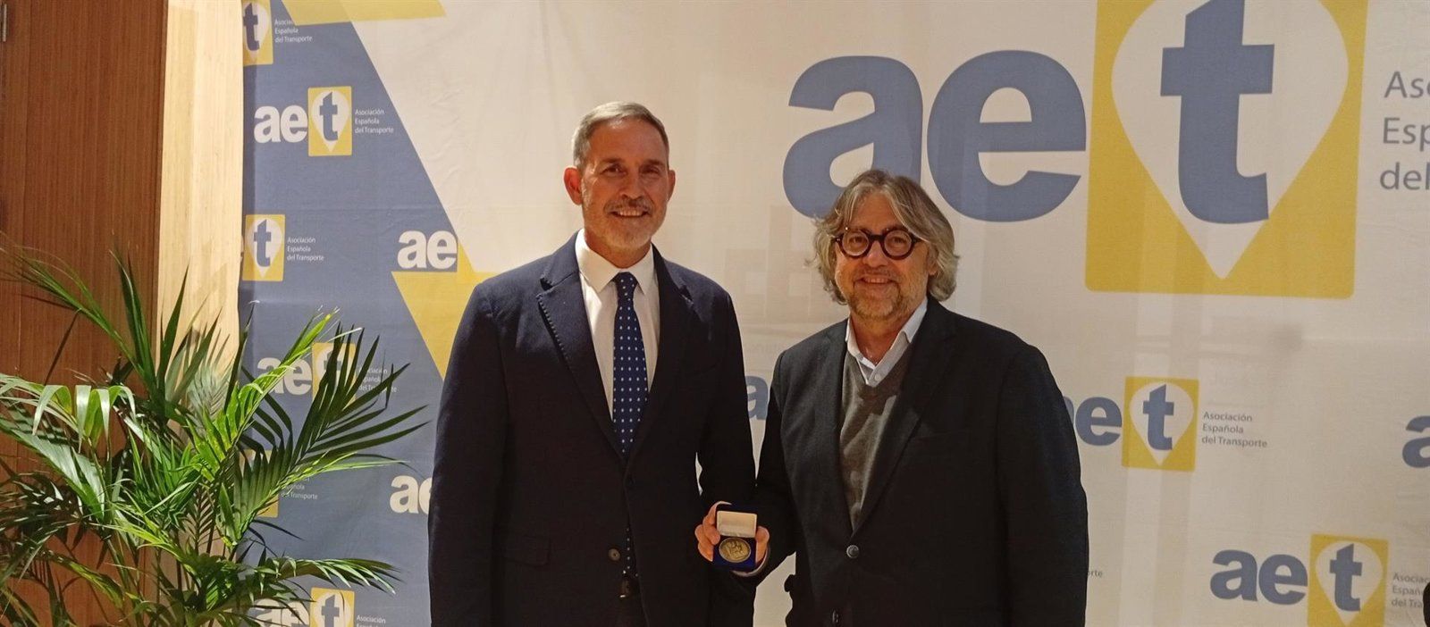 El Consorcio de Transportes de Madrid recibe la Medalla al Mérito por su trayectoria como modelo de gestión