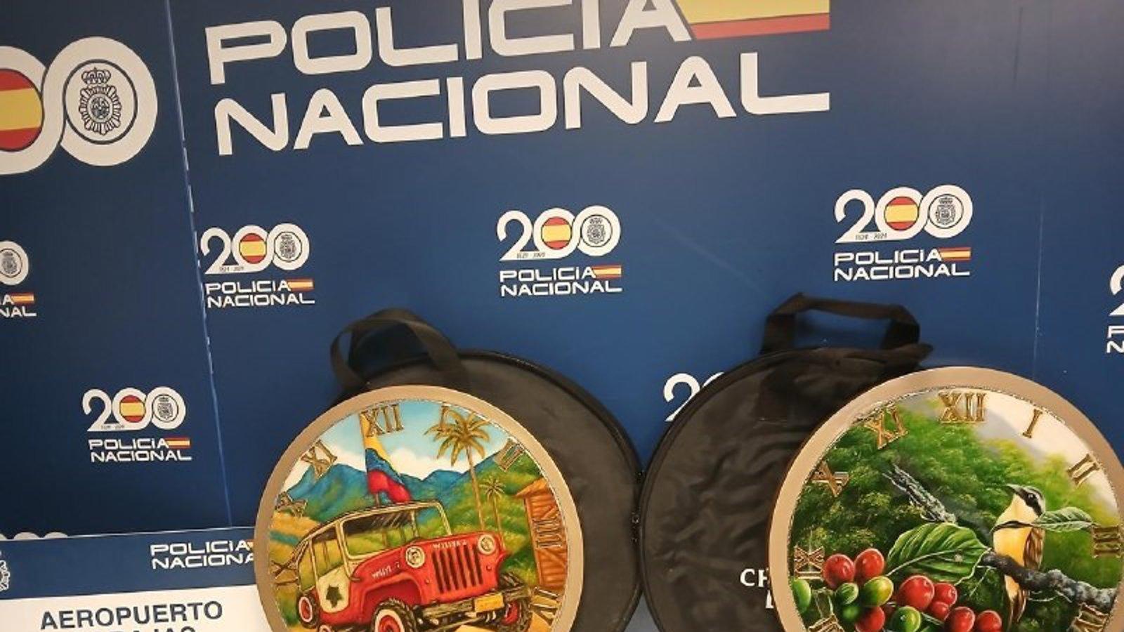 Detenida en el aeropuerto con dos relojes que contenían más de seis kilos de cocaína