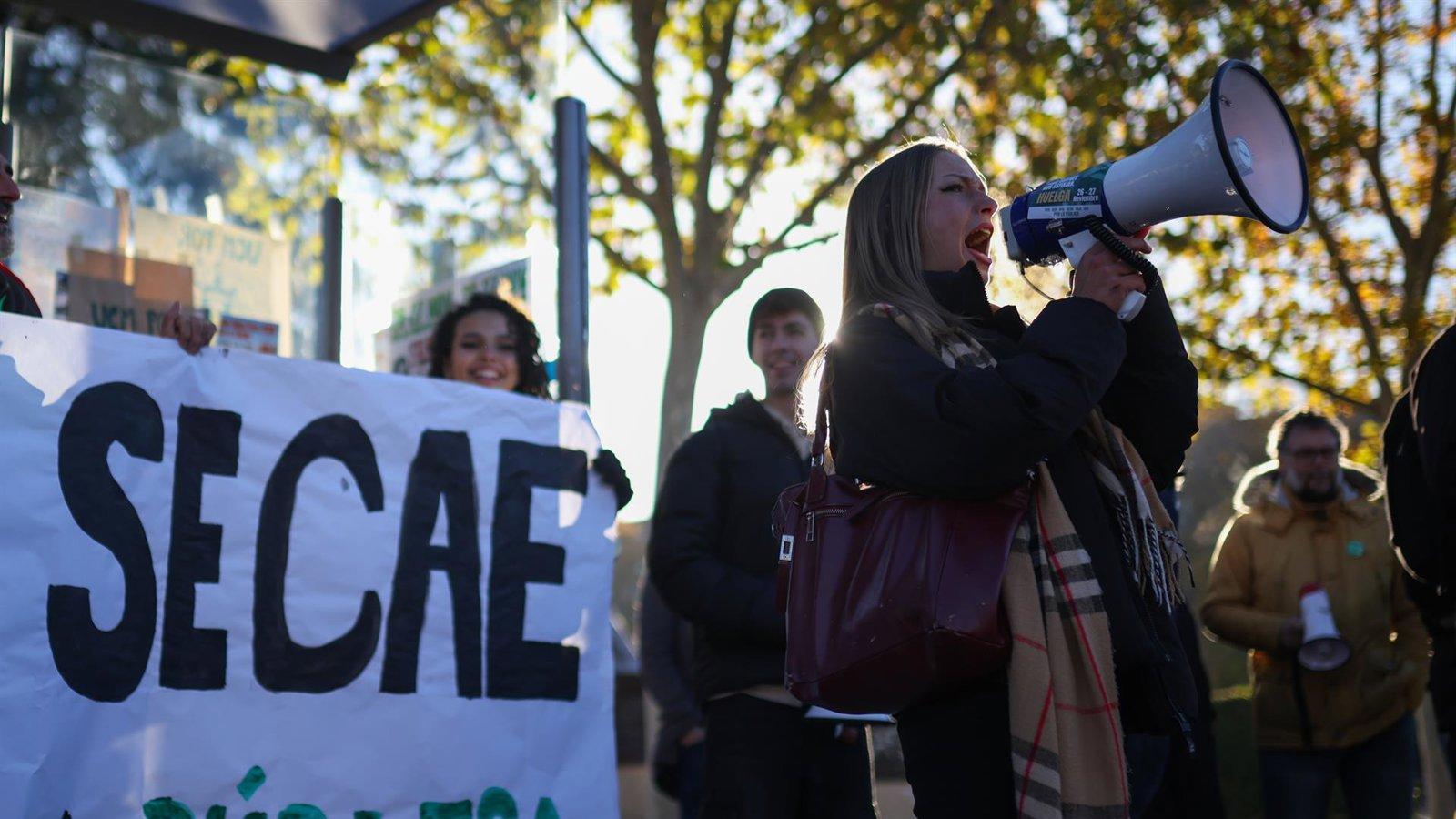 Primer día de huelga universitaria: amplio respaldo en las facultades de la Complutense