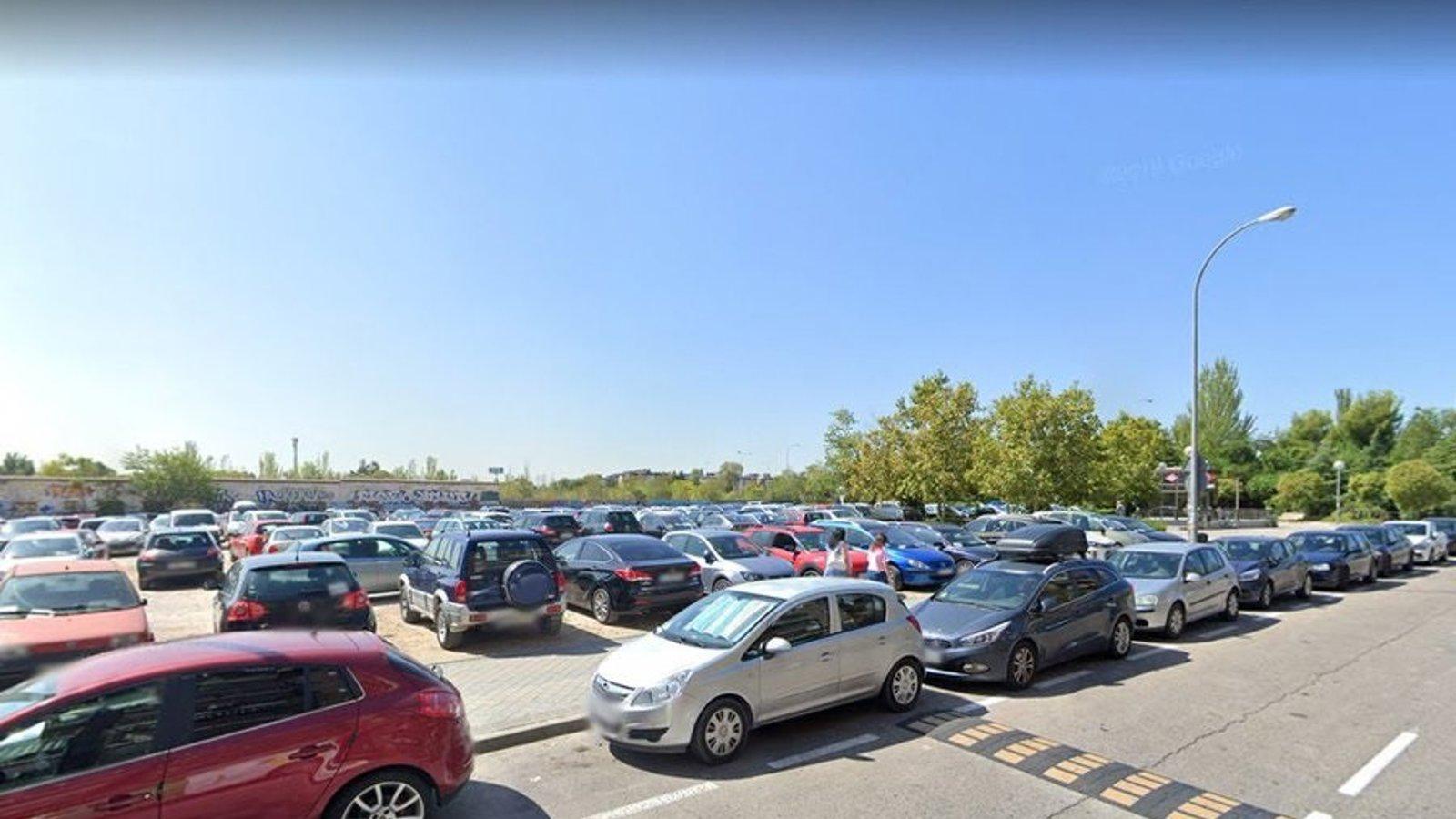 El aparcamiento disuasorio de Aviación Española instalará marquesinas fotovoltaicas