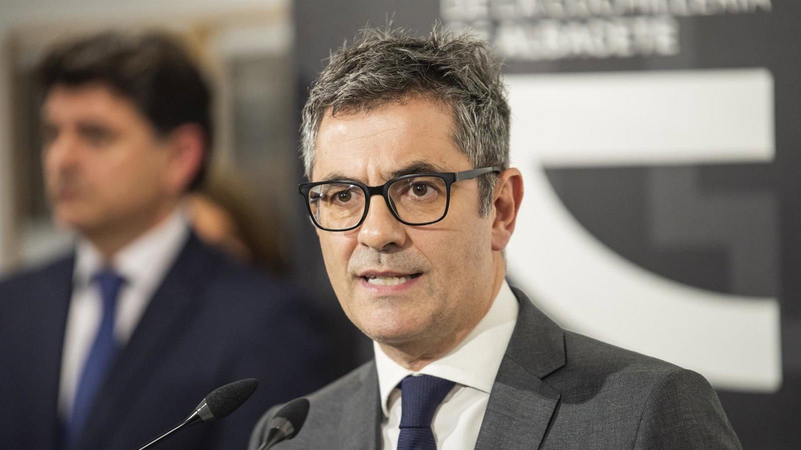 Félix Bolaños, inscrito como abogado colegiado no ejerciente tras una denuncia sobre su compatibilidad