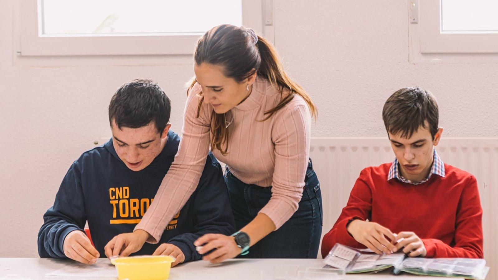 La Comunidad destina 9,7 millones para mantener las 324 plazas de atención a adultos con TEA