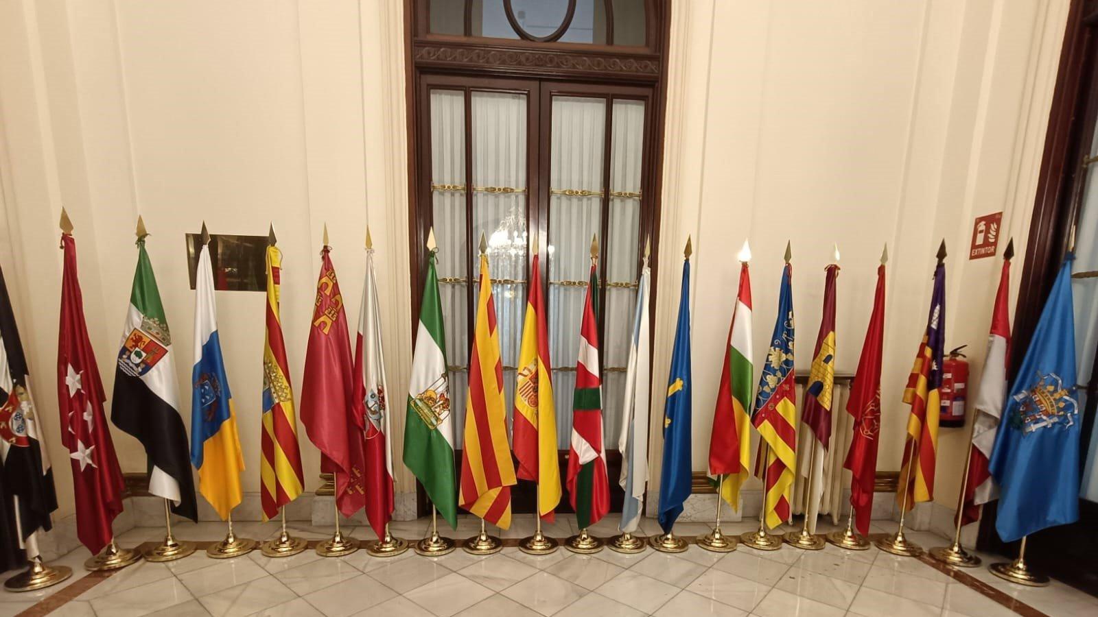 Las comunidades autónomas cierran 2024 con un déficit del 0,1% del PIB