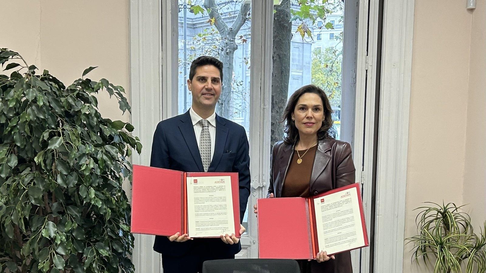 Los alumnos de FP de Madrid podrán formarse en empresas familiares gracias a un nuevo protocolo