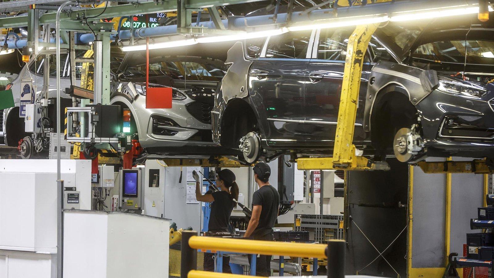 La industria madrileña lidera el crecimiento nacional con un aumento del 10,5% en su cifra de negocios