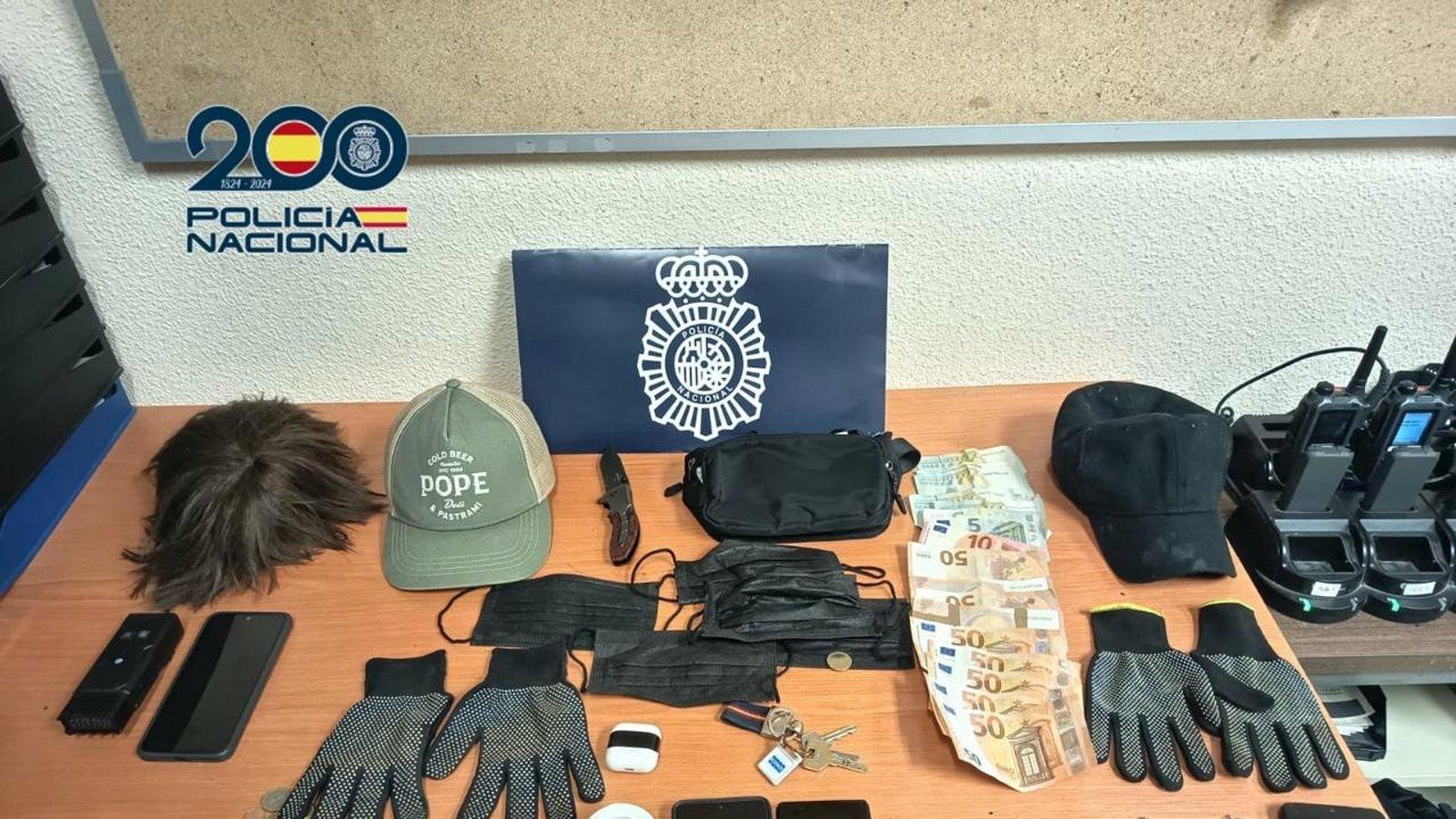 Detenidos cinco individuos por secuestro y robo en un restaurante de San Blas